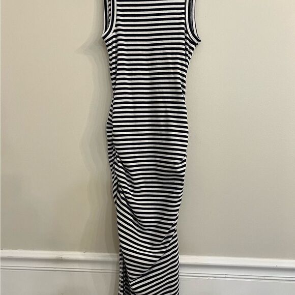A New Day Navy and White Sleeveless V-Neck Bodycon Maxi Dress - Picture 6 of 9